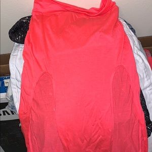 Maxi skirt with slits on each side in the front